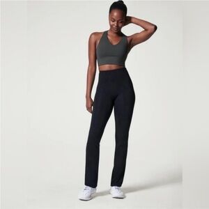 SPANX Booty Boost Flare Leggings